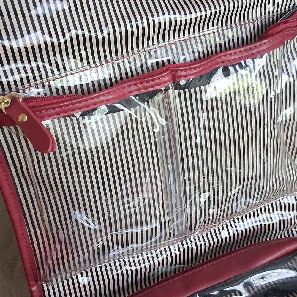 PurseN Toiletry Bag - Picture 10 of 16